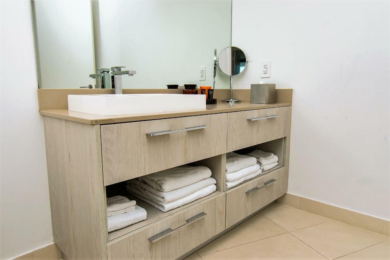 Hide House Apartman Hollywood Kültér fotó